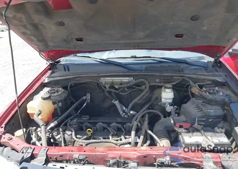 2011 Ford Escape Xlt z USA, uszkodzony, nr VIN 1FMCU0D73BKA13949